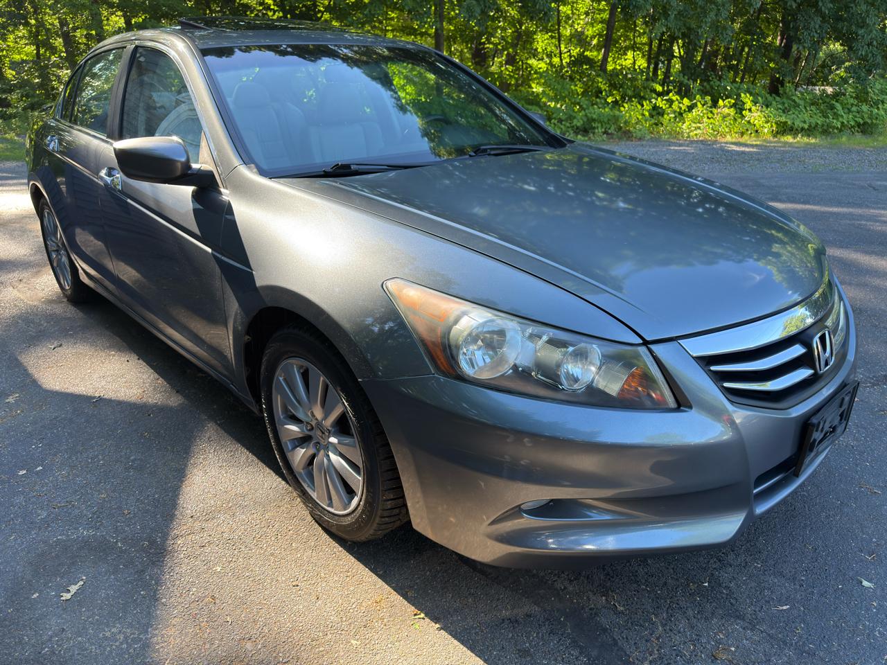 Honda Accord EX-L V-6 Sedan AT 2011