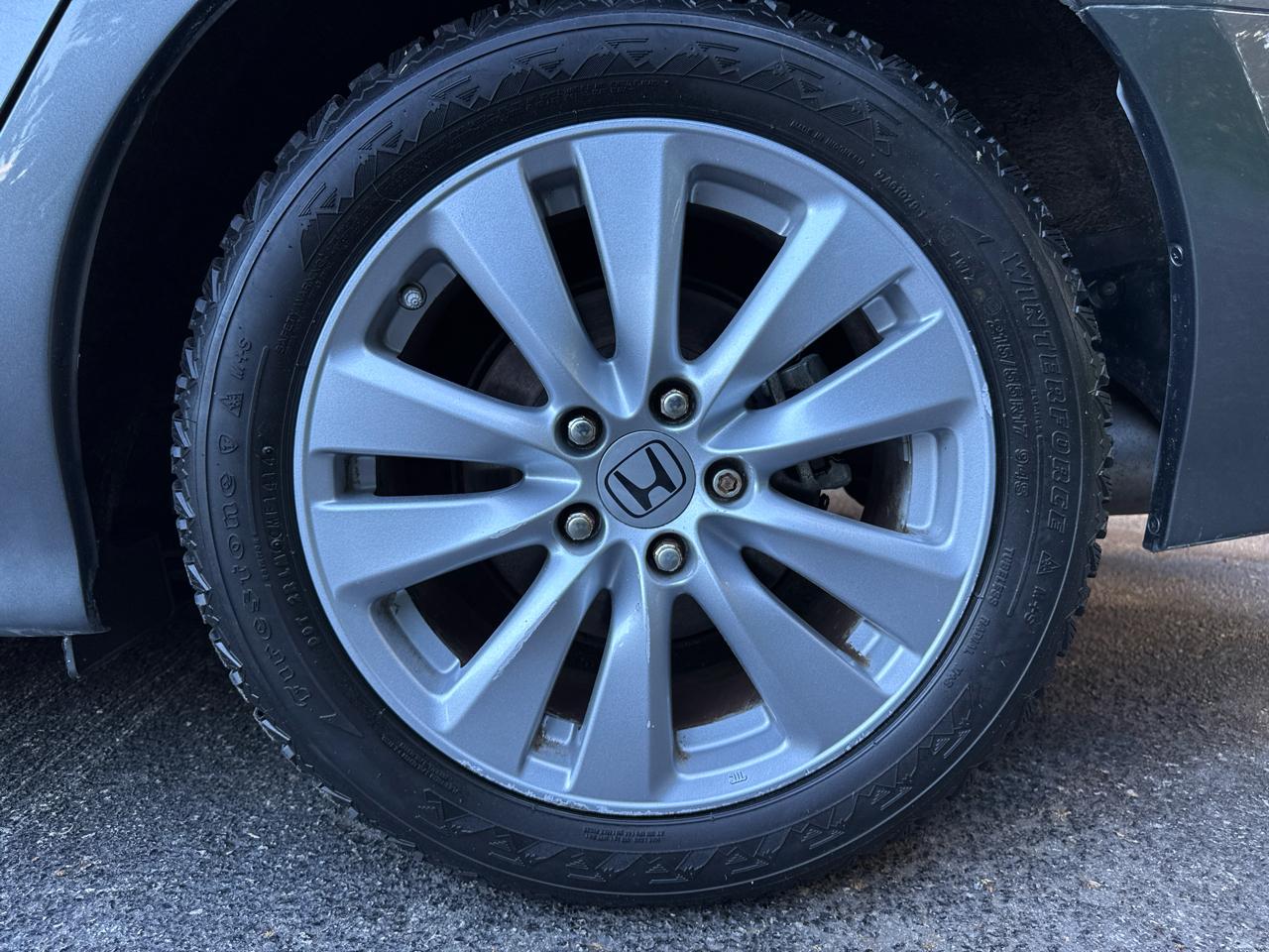 Honda Accord EX-L V-6 Sedan AT 2011