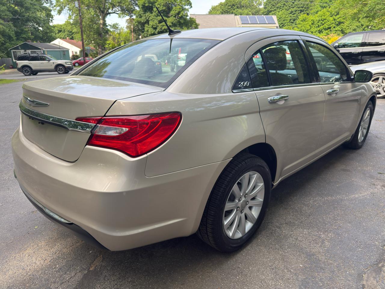 Chrysler 200 Limited 2013