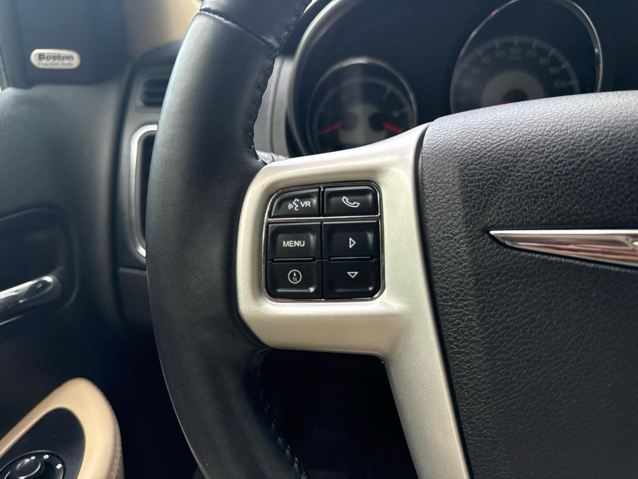 Chrysler 200 Limited 2013