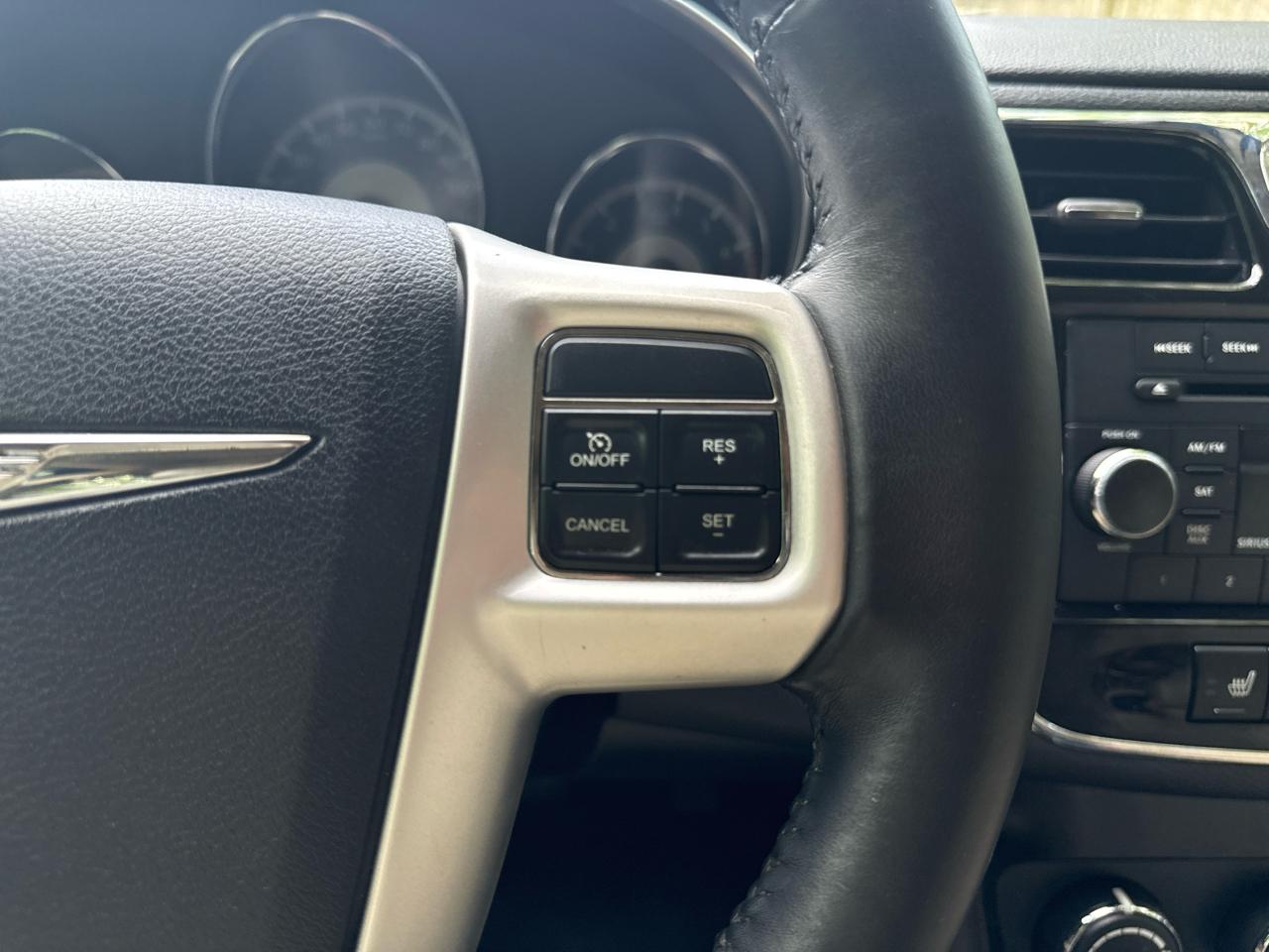 Chrysler 200 Limited 2013