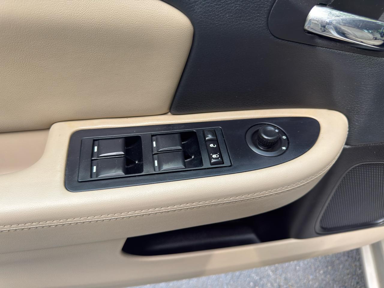 Chrysler 200 Limited 2013