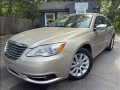 2013 Chrysler 200 