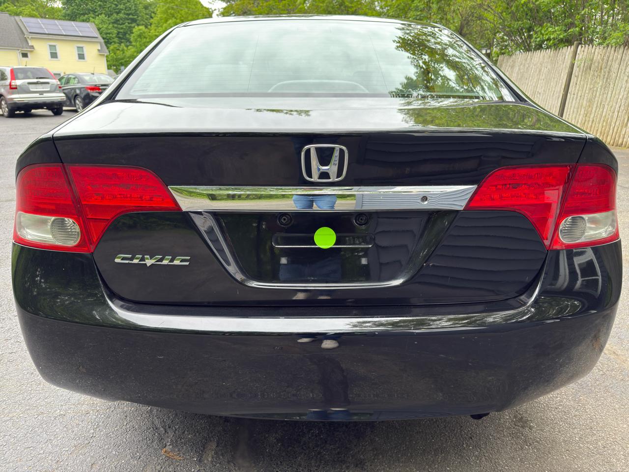 Honda Civic LX Sedan 5-Speed MT 2010
