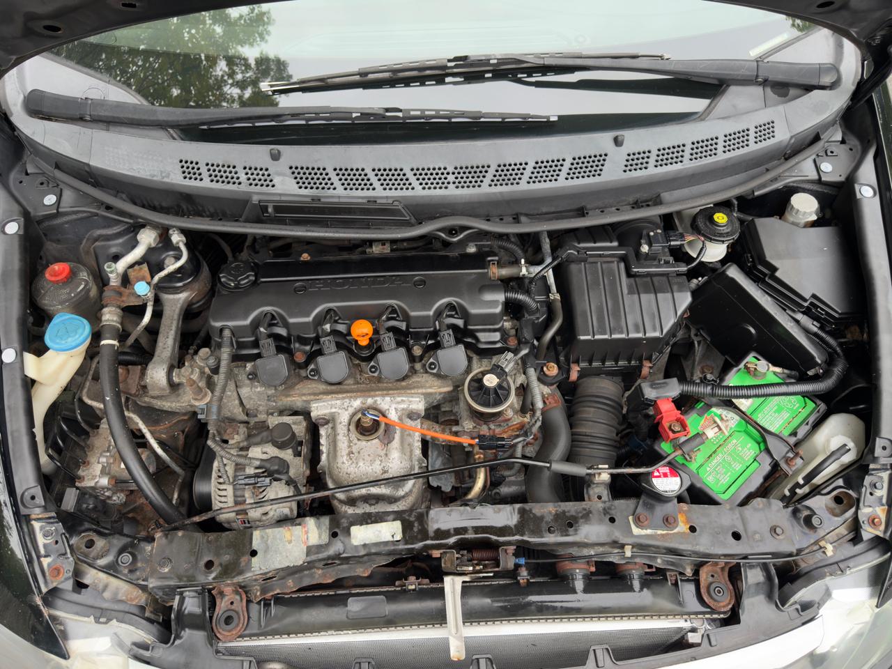 Honda Civic LX Sedan 5-Speed MT 2010