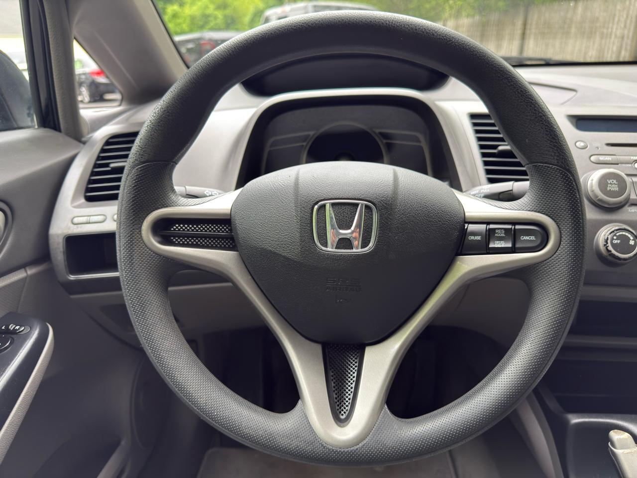 Honda Civic LX Sedan 5-Speed MT 2010