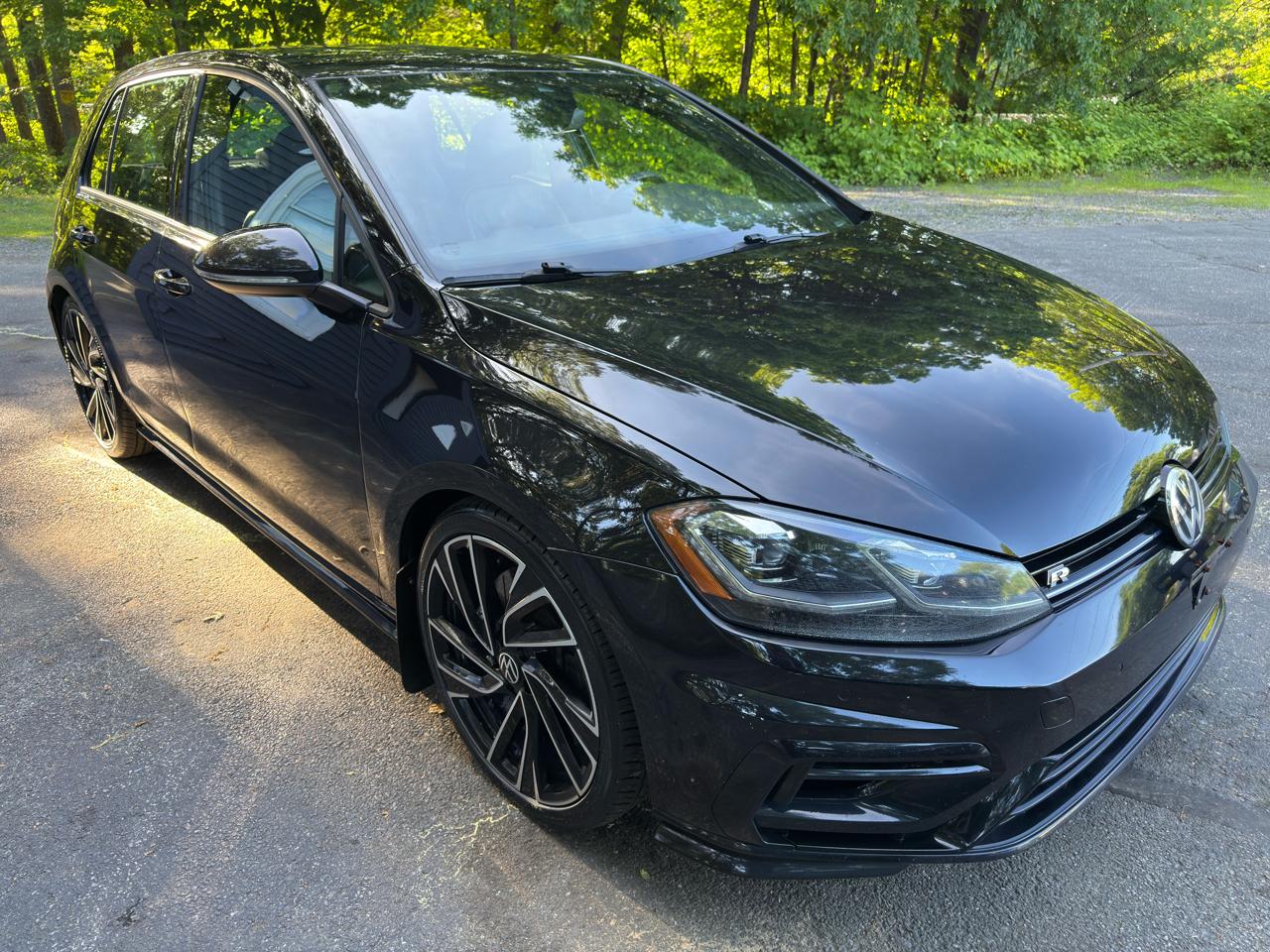 Volkswagen Golf R DCS and Navigation 7A 2018