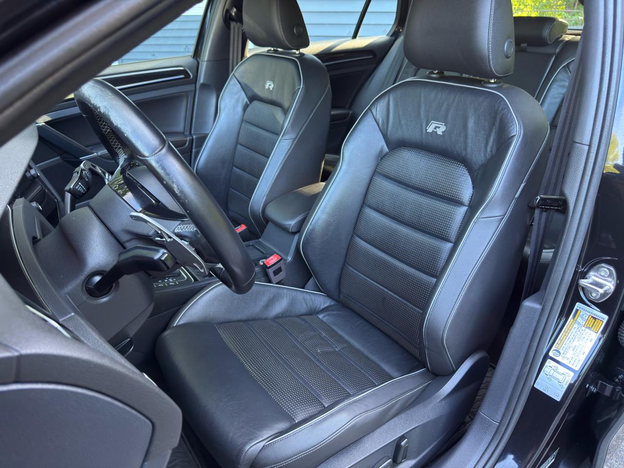 Volkswagen Golf R DCS and Navigation 7A 2018
