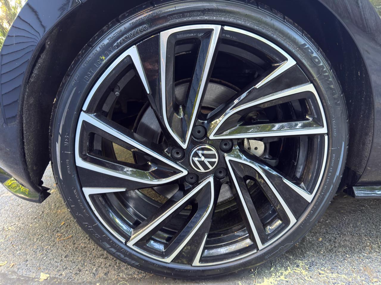 Volkswagen Golf R DCS and Navigation 7A 2018