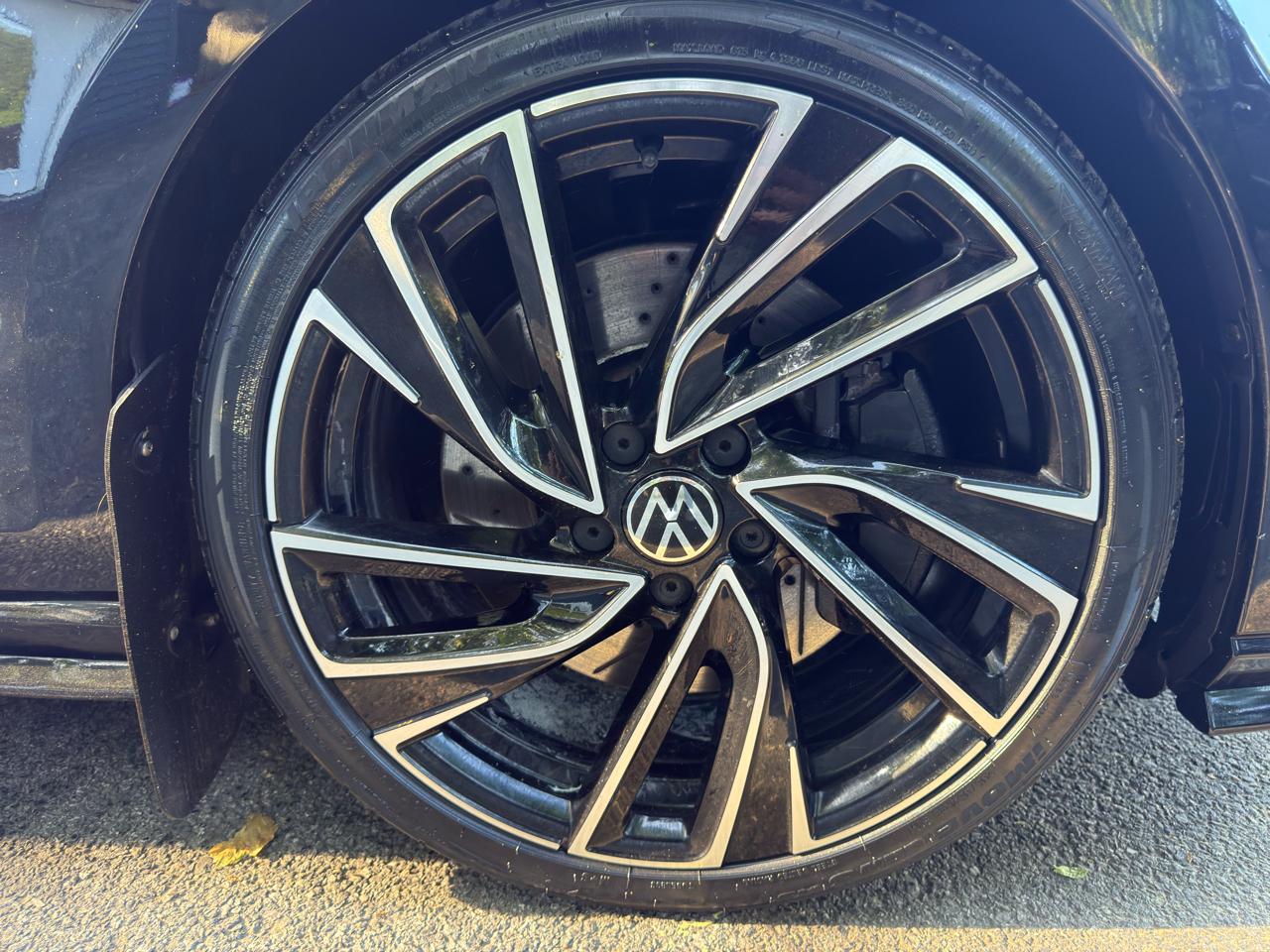 Volkswagen Golf R DCS and Navigation 7A 2018