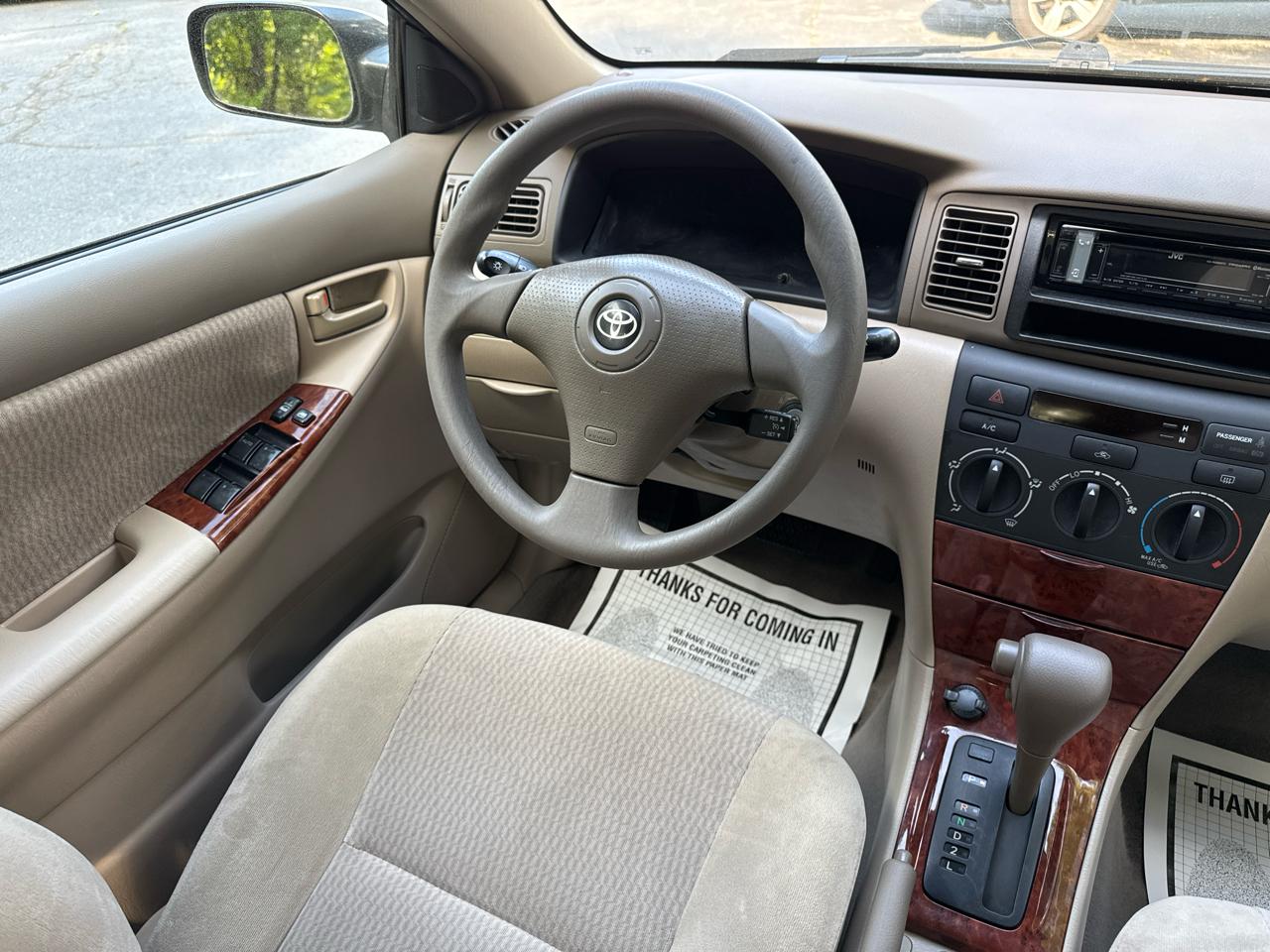 Toyota Corolla LE 2005