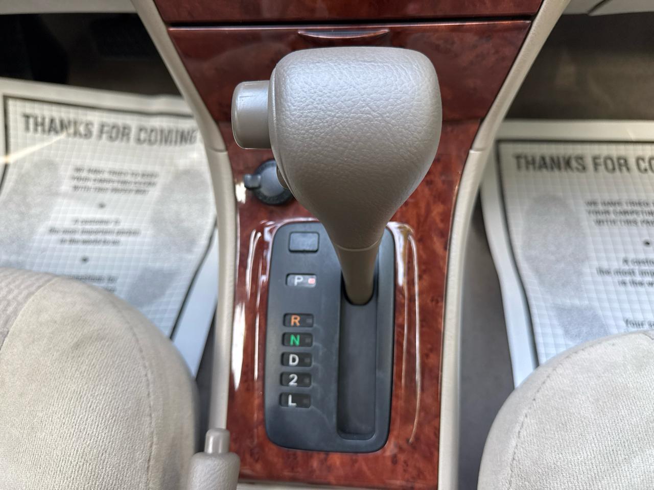 Toyota Corolla LE 2005