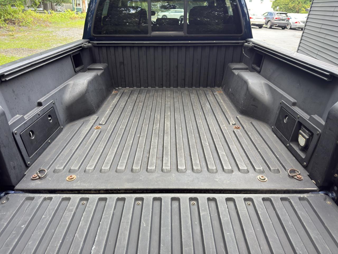 Toyota Tacoma Double Cab V6 Automatic 4WD 2005