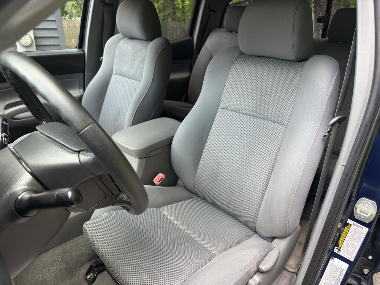 Toyota Tacoma Double Cab V6 Automatic 4WD 2005