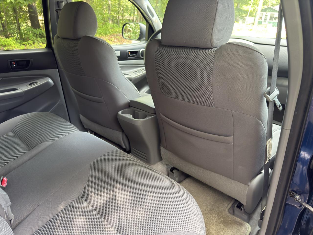 Toyota Tacoma Double Cab V6 Automatic 4WD 2005