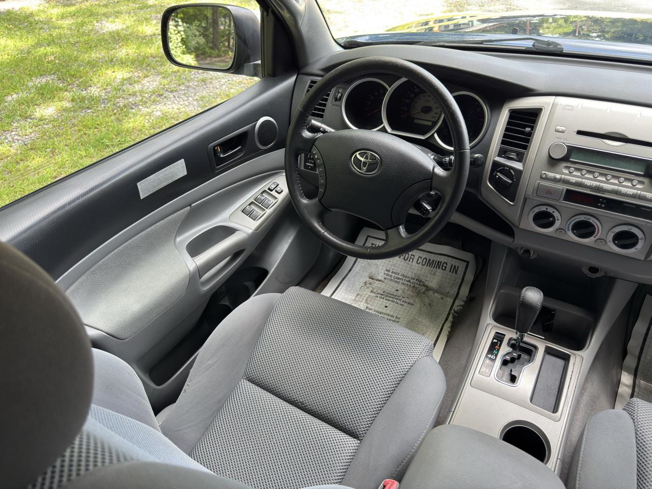 Toyota Tacoma Double Cab V6 Automatic 4WD 2005