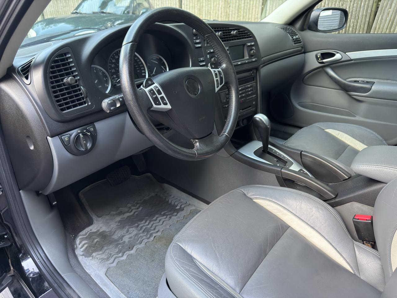 Saab 9-3 Aero Sport Sedan 2005