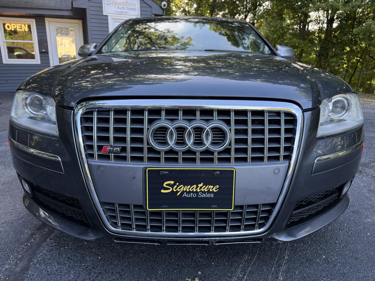 Audi S8 Sedan 2007