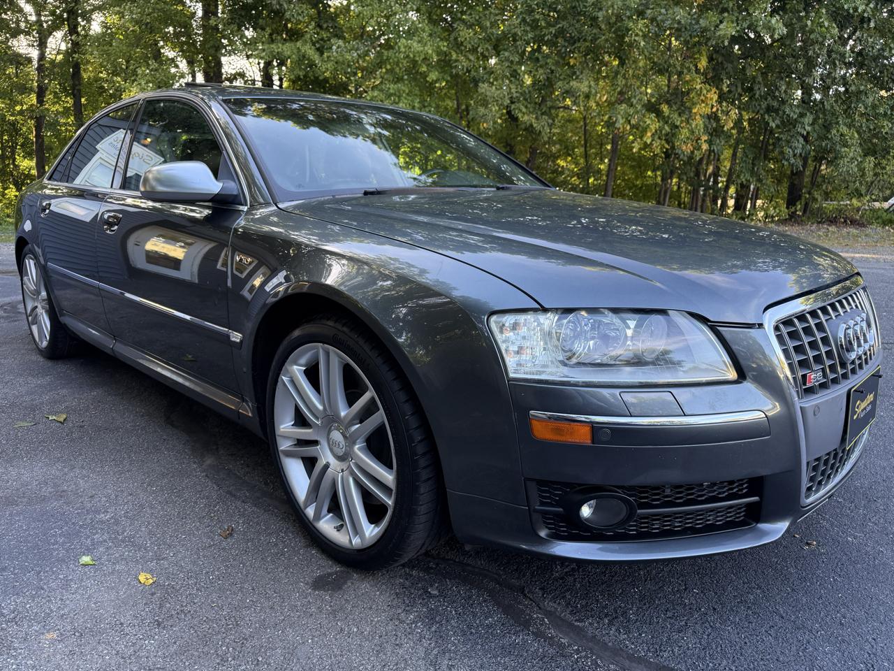 Audi S8 Sedan 2007