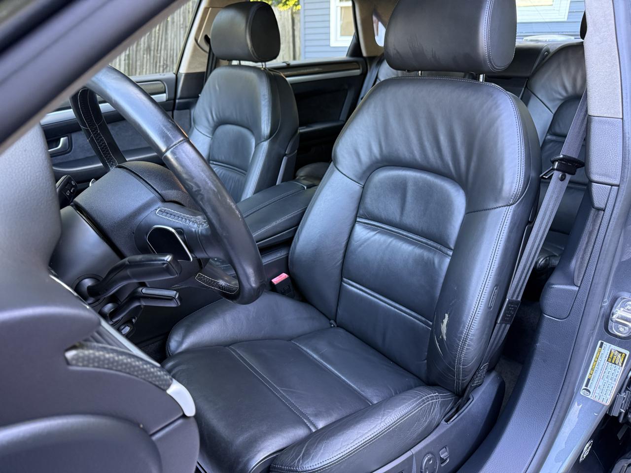 Audi S8 Sedan 2007