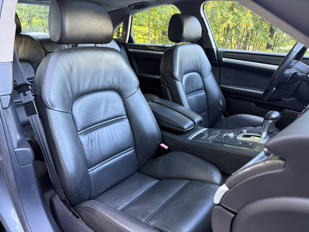 Audi S8 Sedan 2007