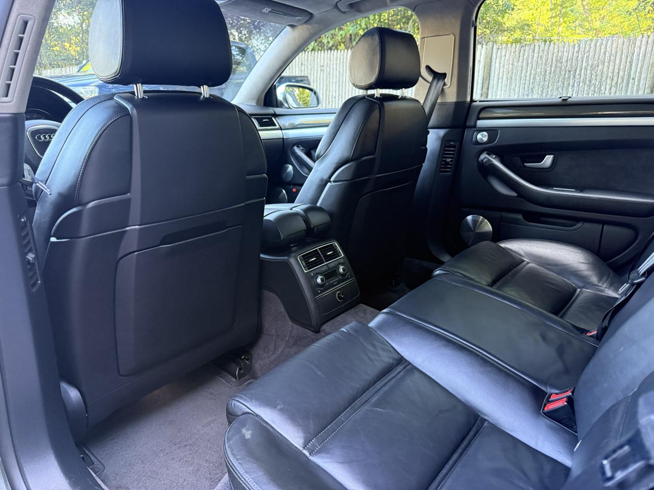 Audi S8 Sedan 2007