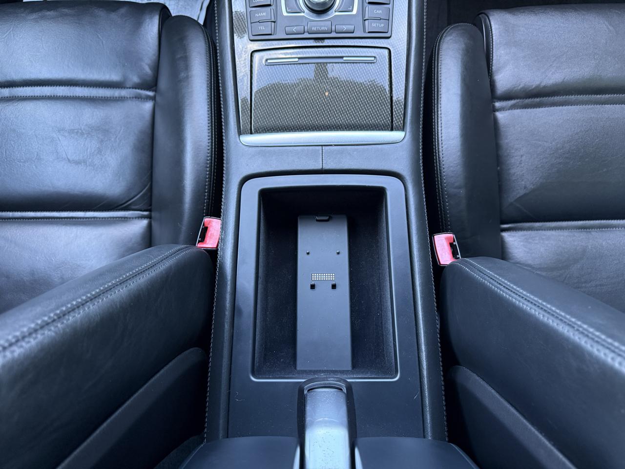 Audi S8 Sedan 2007