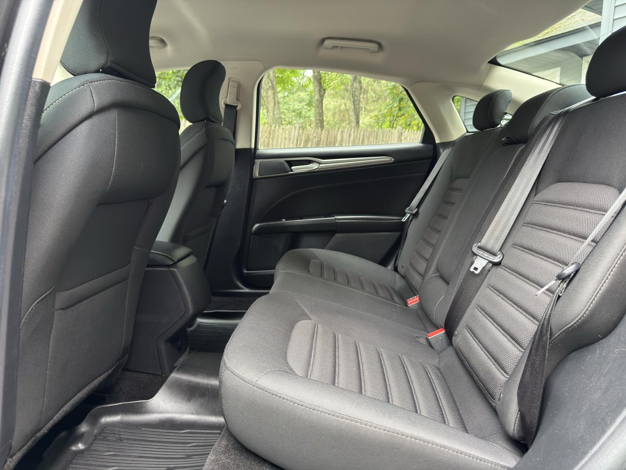 Ford Fusion SE 2017