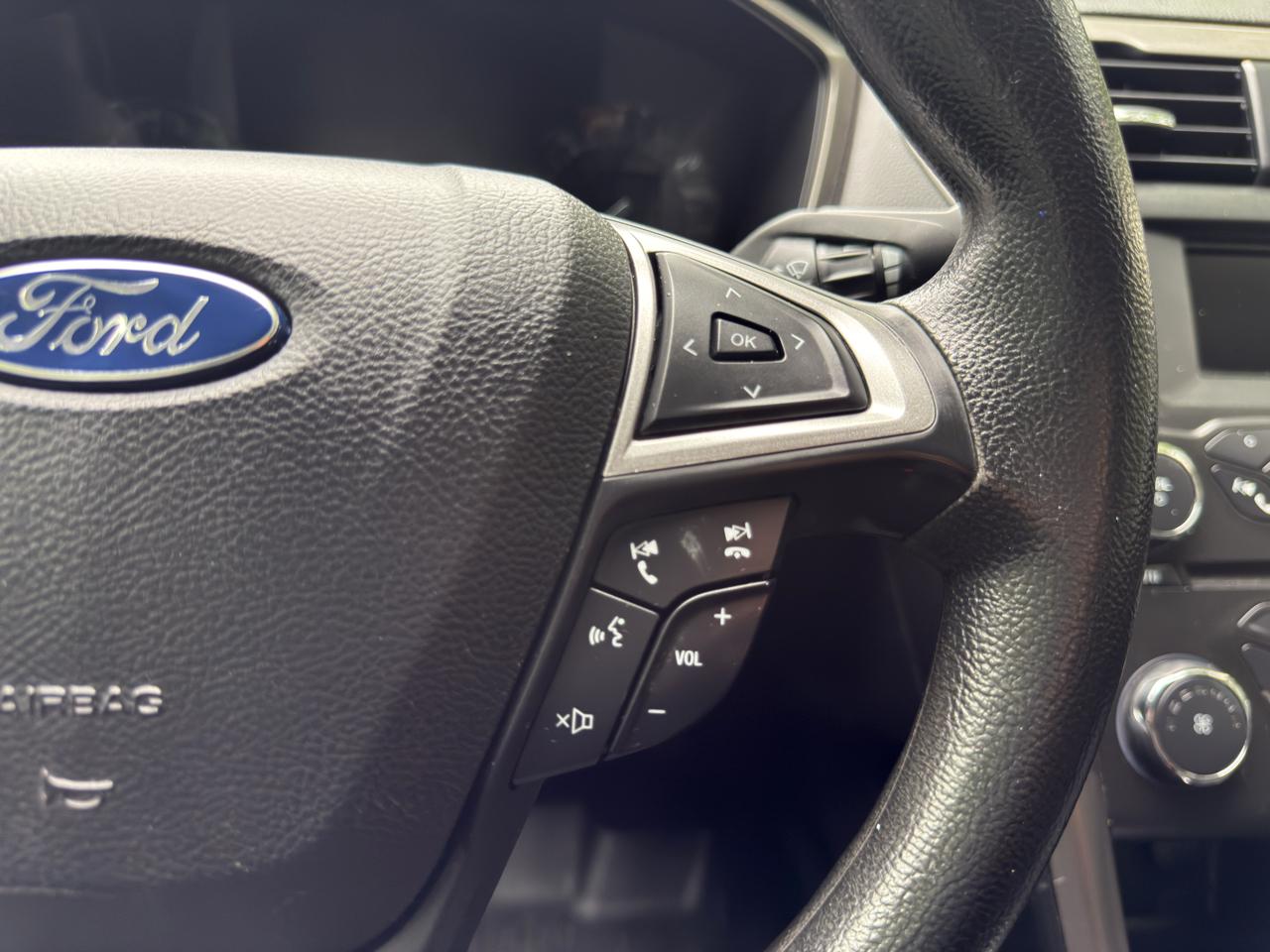 Ford Fusion SE 2017