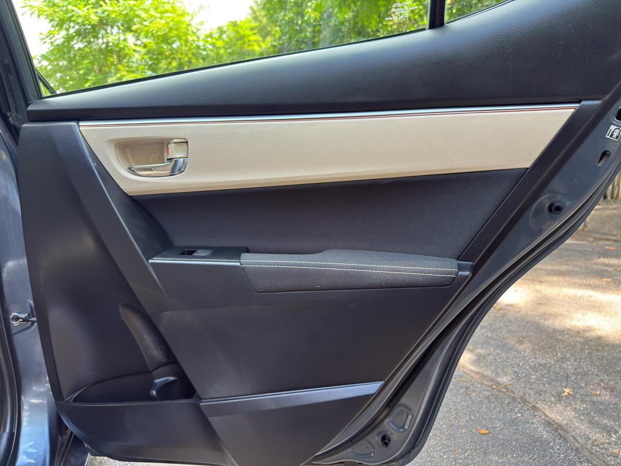 Toyota Corolla LE CVT 2016