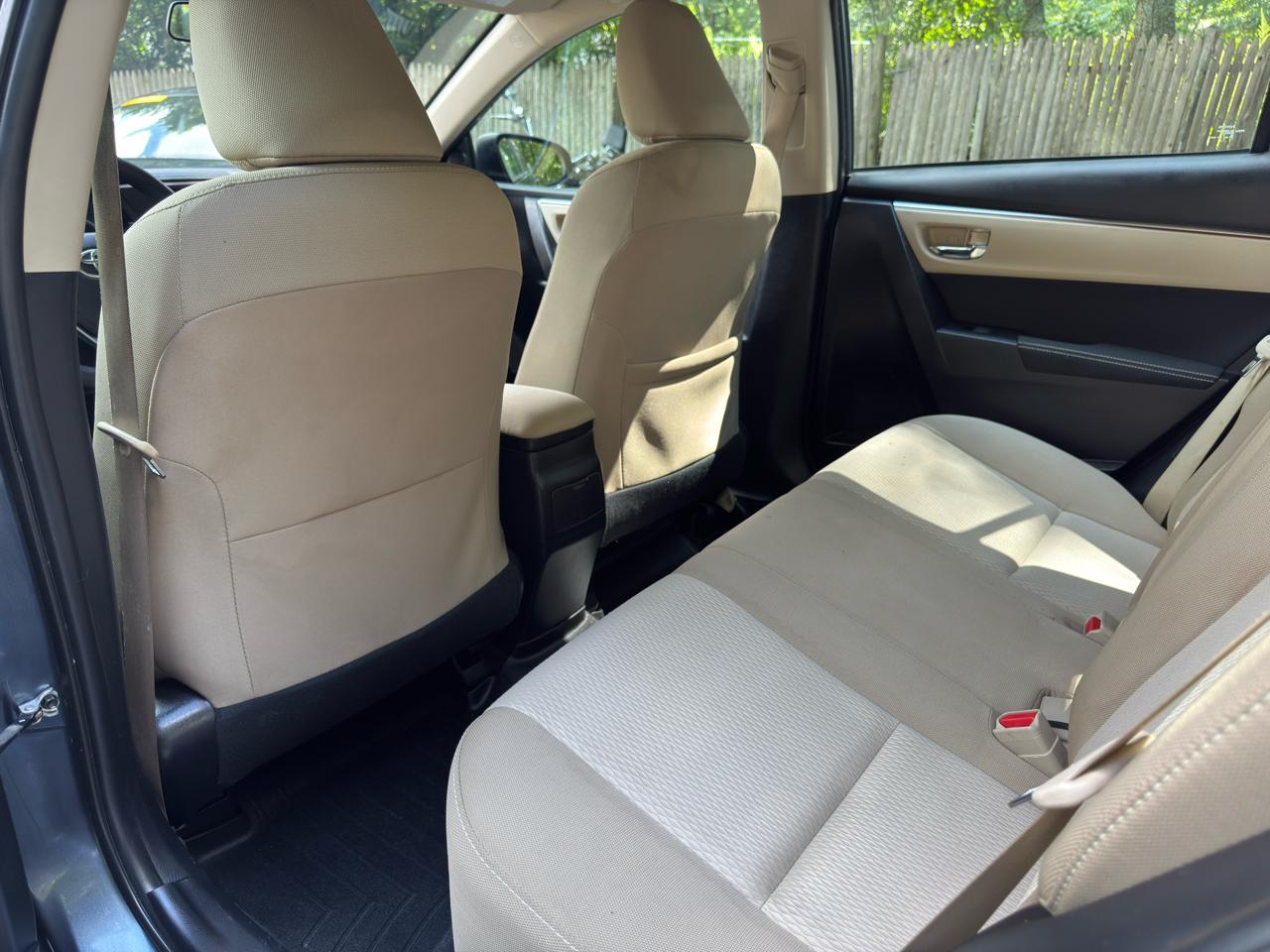 Toyota Corolla LE CVT 2016
