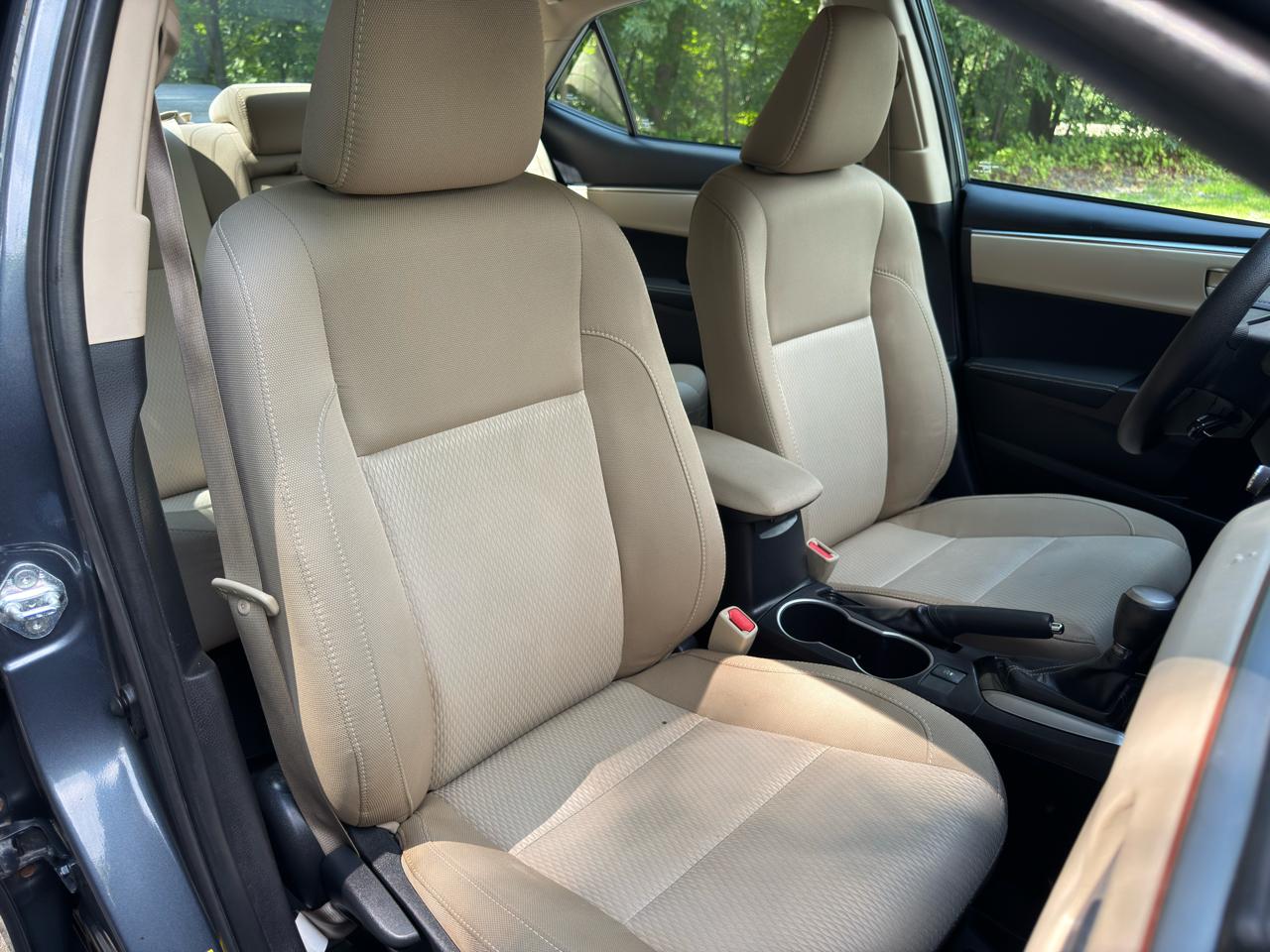 Toyota Corolla LE CVT 2016