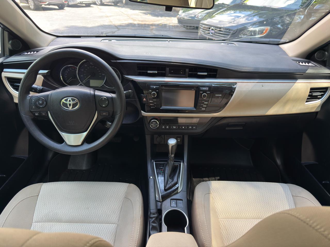 Toyota Corolla LE CVT 2016