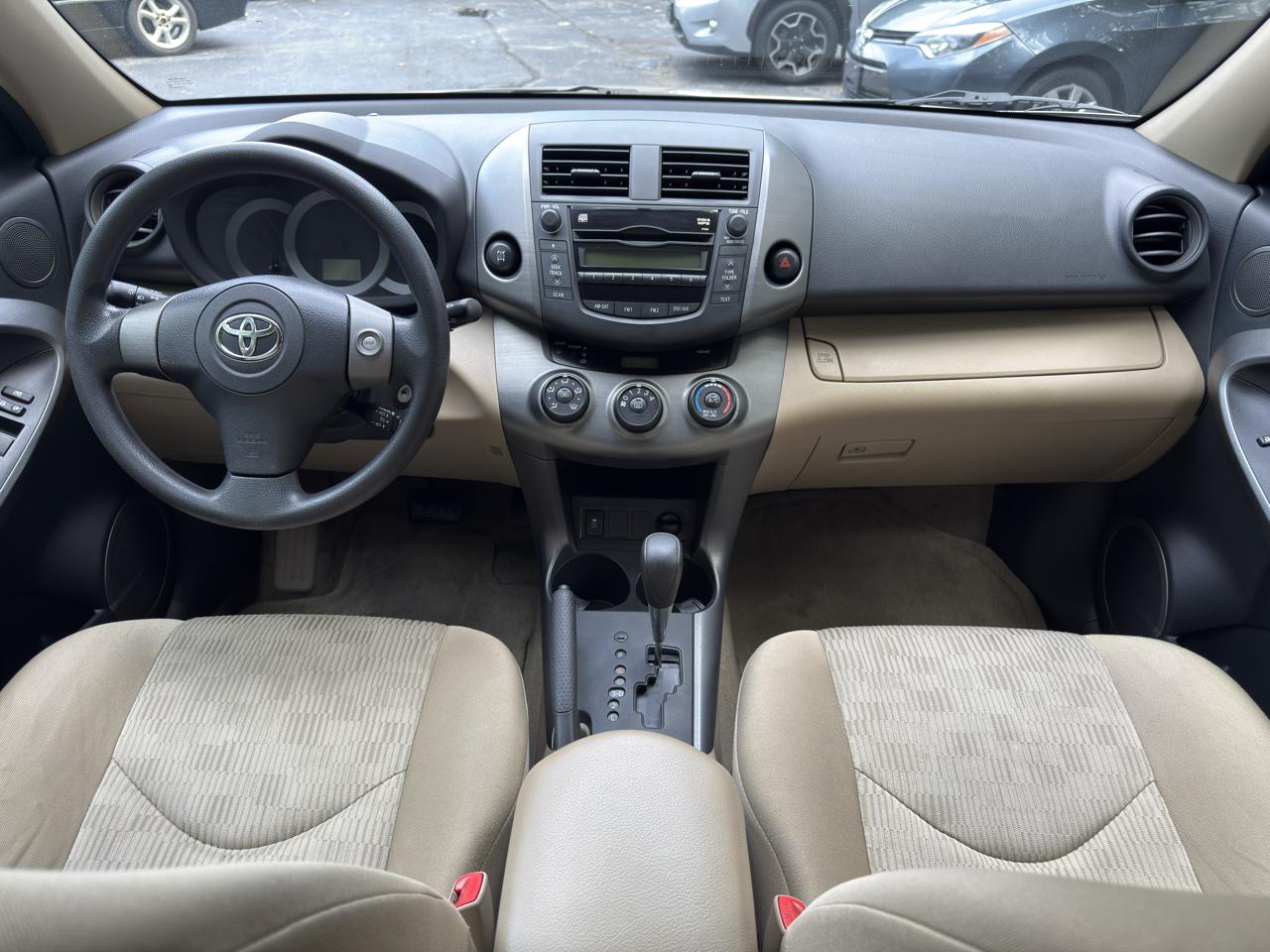 Toyota RAV4 Base I4 4WD 2010