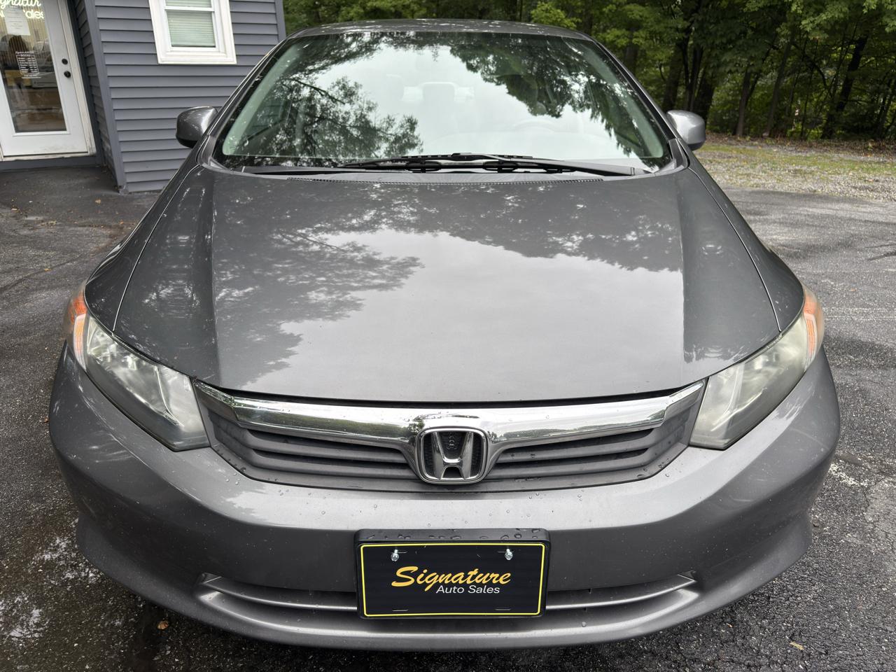 Honda Civic LX Sedan 5-Speed MT 2012