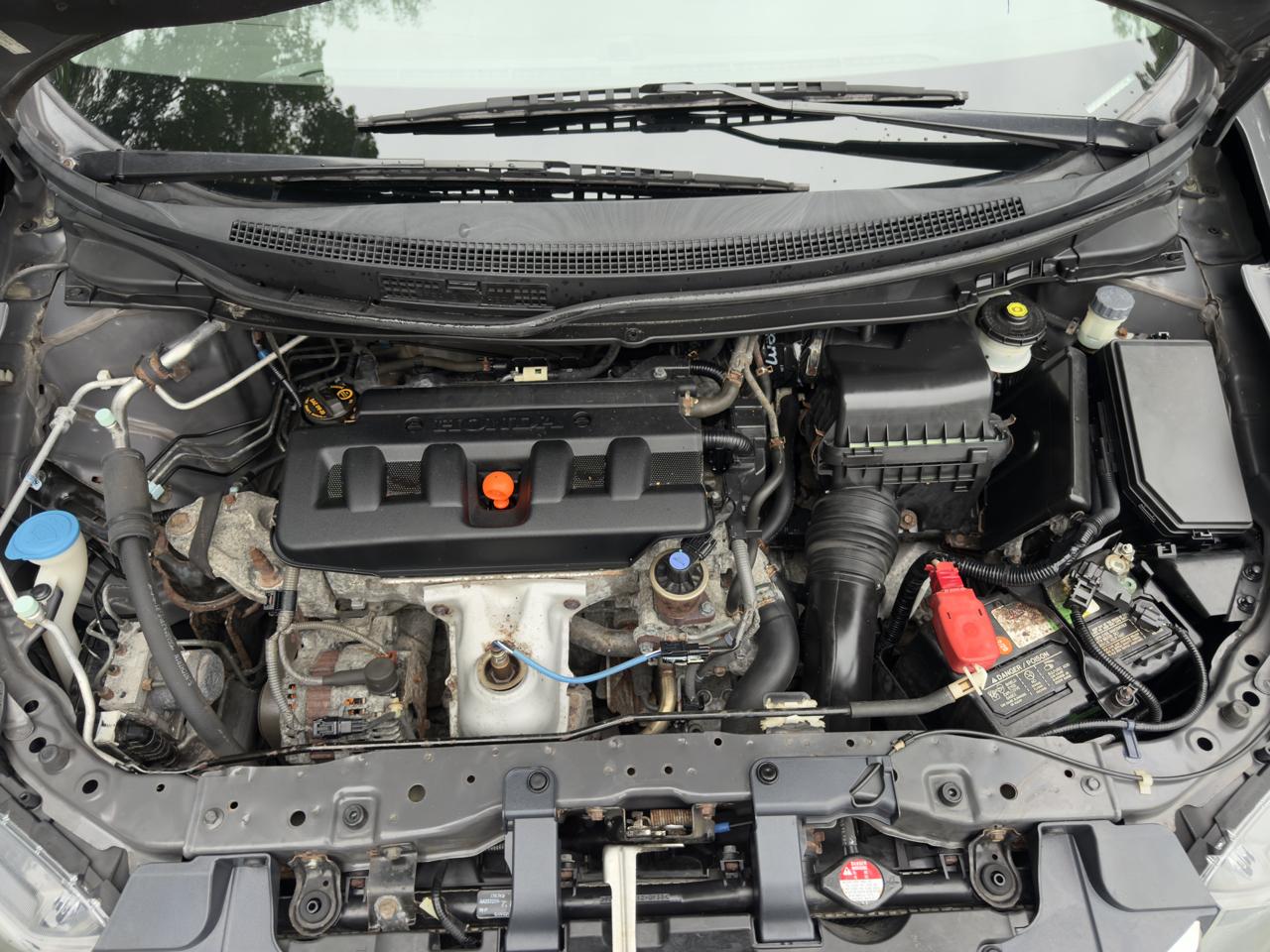 Honda Civic LX Sedan 5-Speed MT 2012