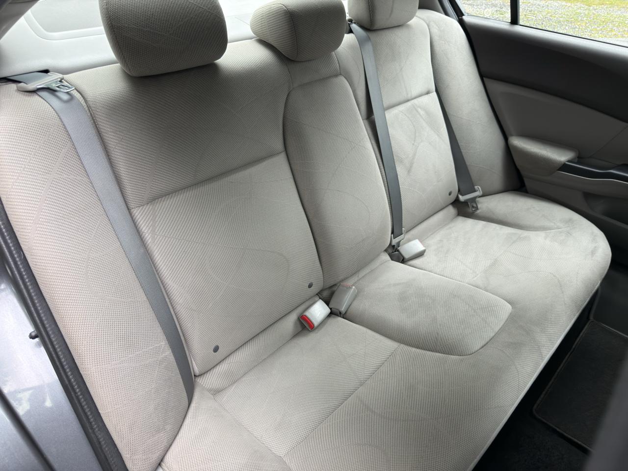 Honda Civic LX Sedan 5-Speed MT 2012