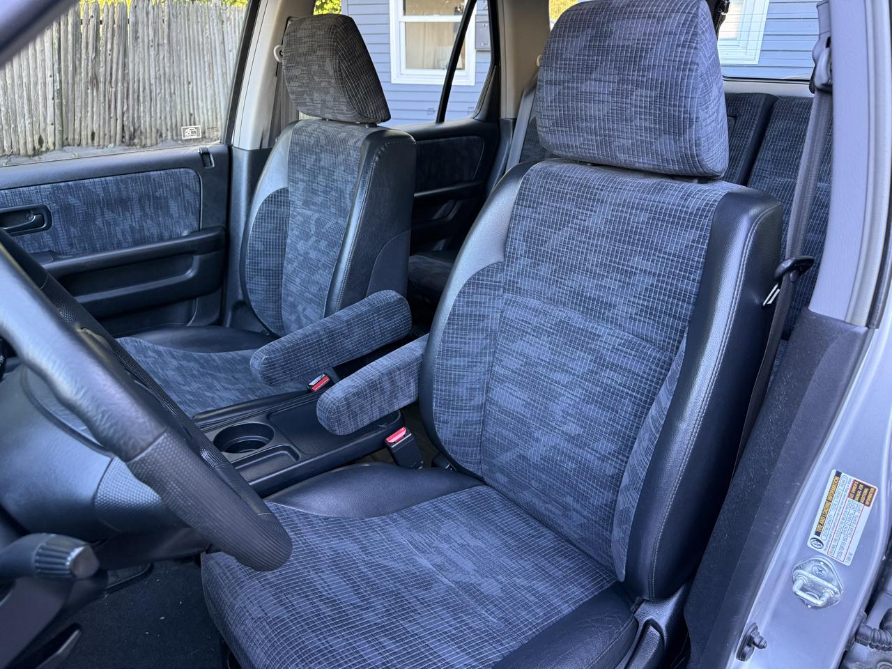 Honda CR-V LX 4WD AT 2004