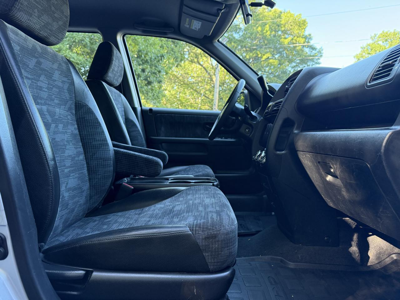 Honda CR-V LX 4WD AT 2004
