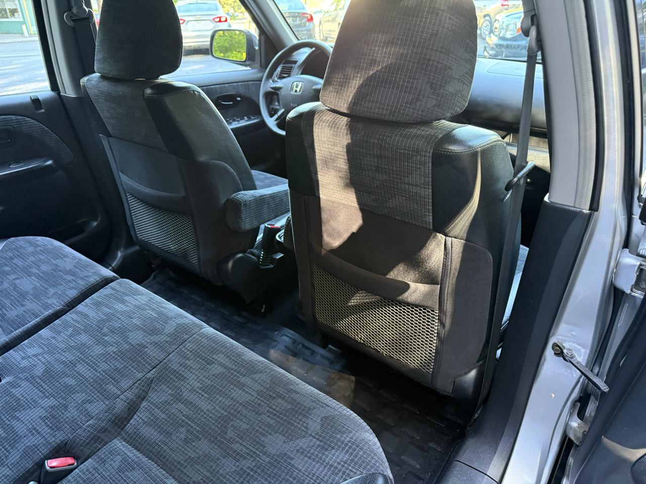 Honda CR-V LX 4WD AT 2004