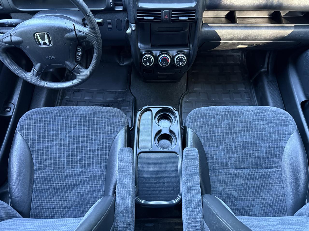 Honda CR-V LX 4WD AT 2004