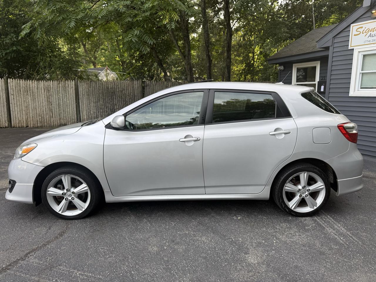 Toyota Matrix S AWD 4-Speed AT 2009