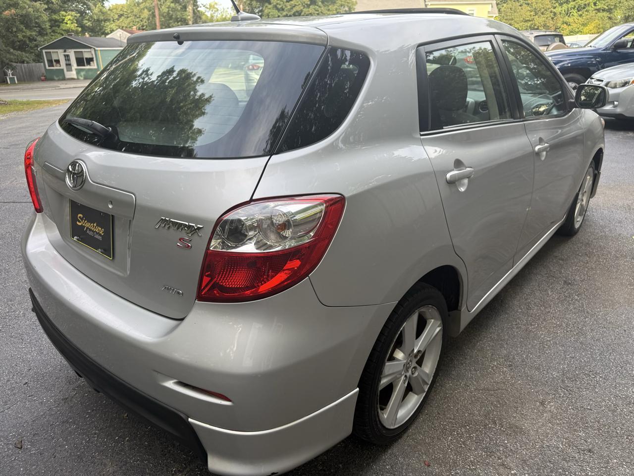 Toyota Matrix S AWD 4-Speed AT 2009