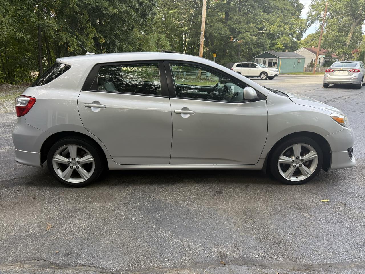 Toyota Matrix S AWD 4-Speed AT 2009