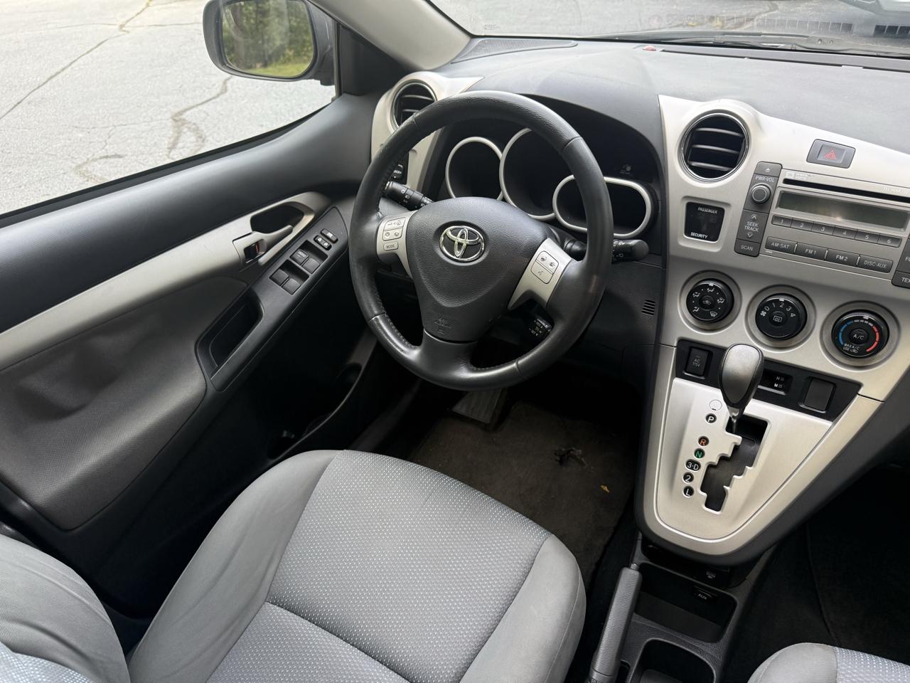 Toyota Matrix S AWD 4-Speed AT 2009