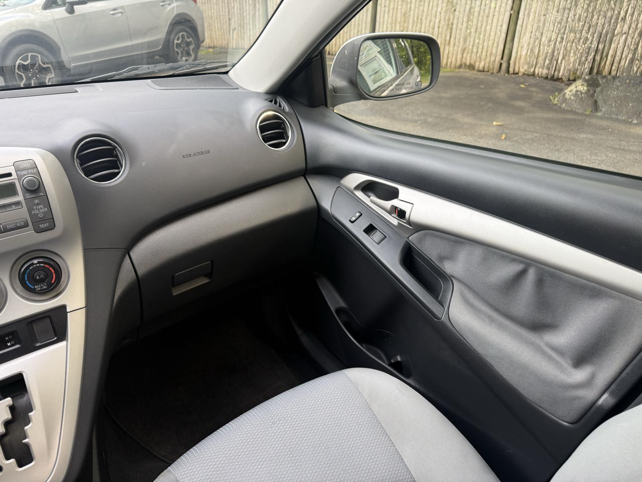 Toyota Matrix S AWD 4-Speed AT 2009