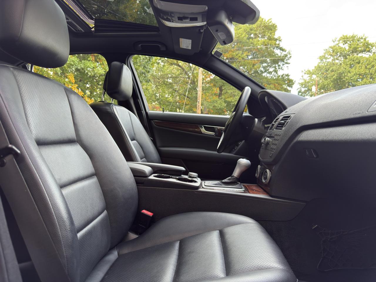 Mercedes-Benz C-Class C300 4MATIC Sport Sedan 2010