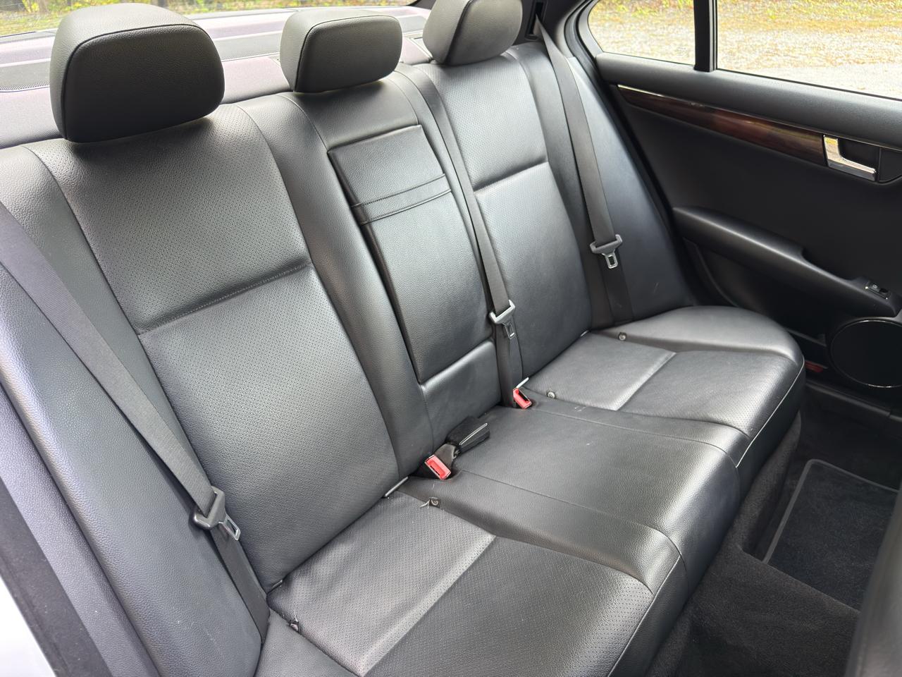 Mercedes-Benz C-Class C300 4MATIC Sport Sedan 2010
