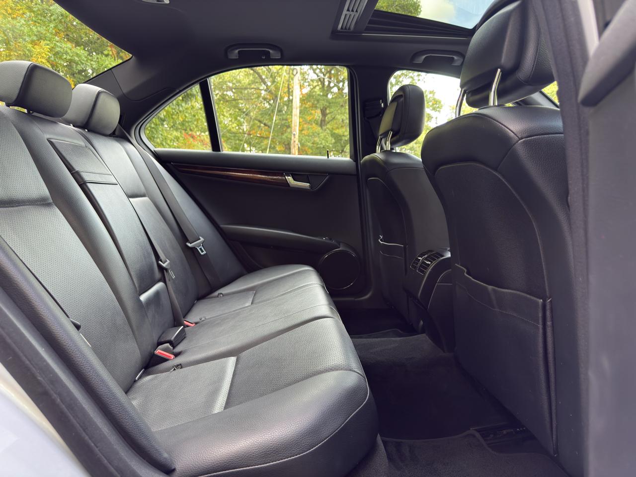 Mercedes-Benz C-Class C300 4MATIC Sport Sedan 2010