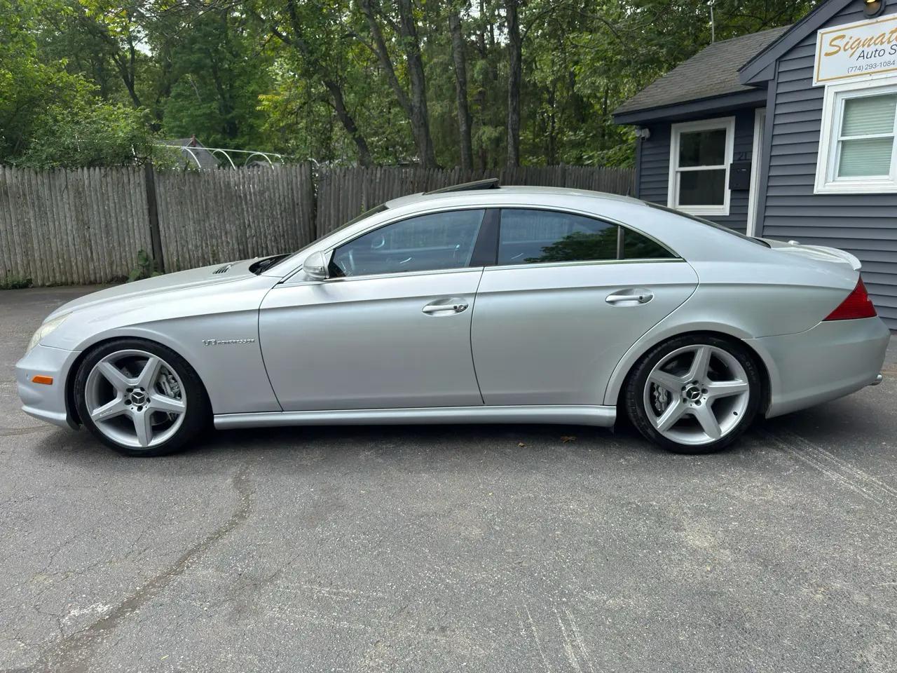 Mercedes-Benz CLS-Class CLS55 AMG 2006